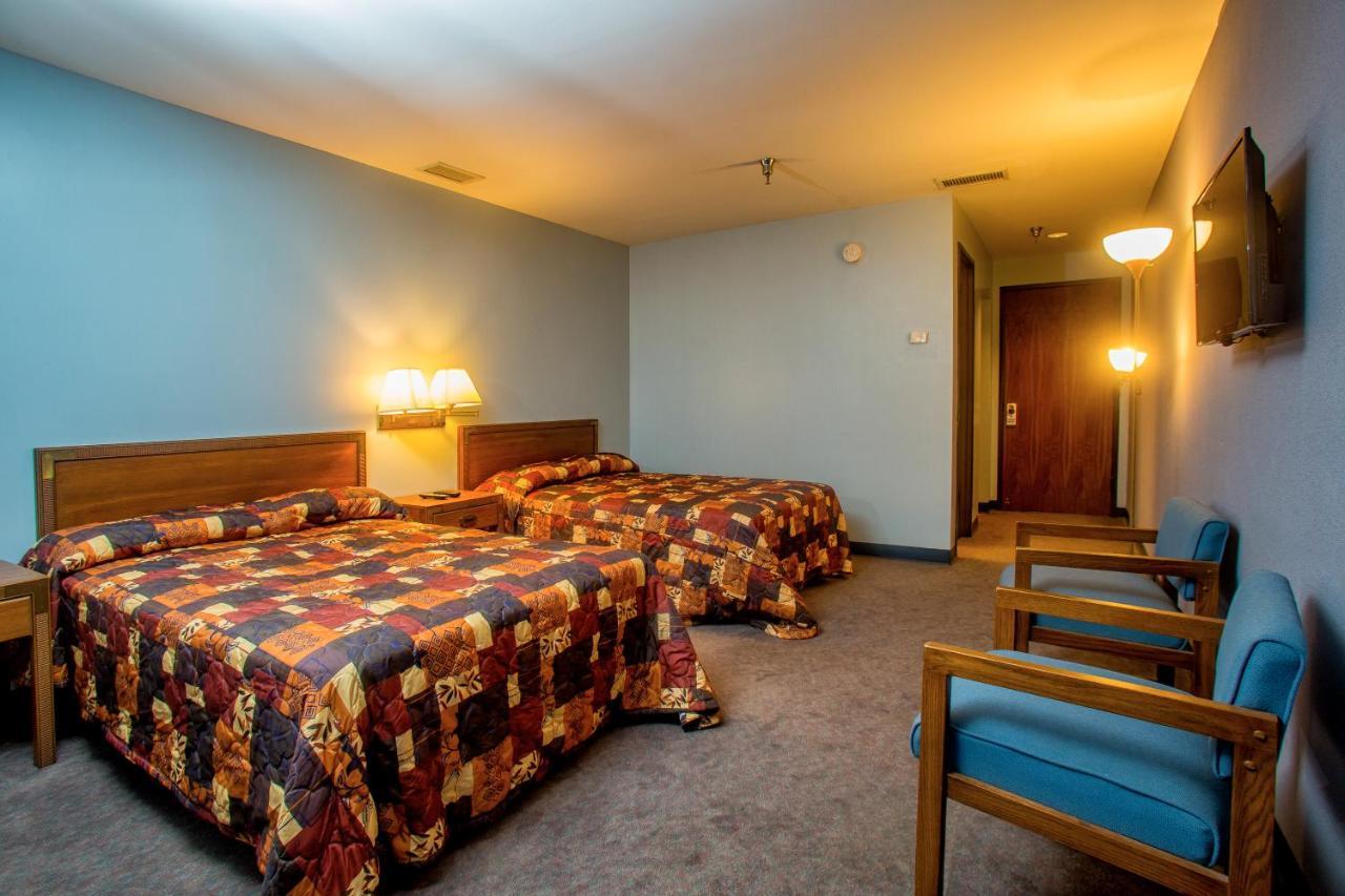 Lafayette Inn Moundsville Extérieur photo