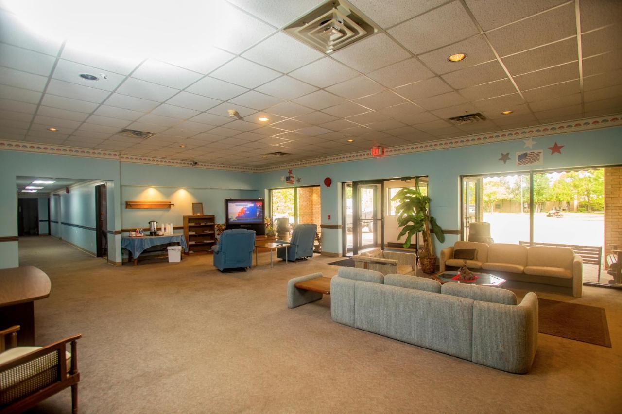 Lafayette Inn Moundsville Extérieur photo
