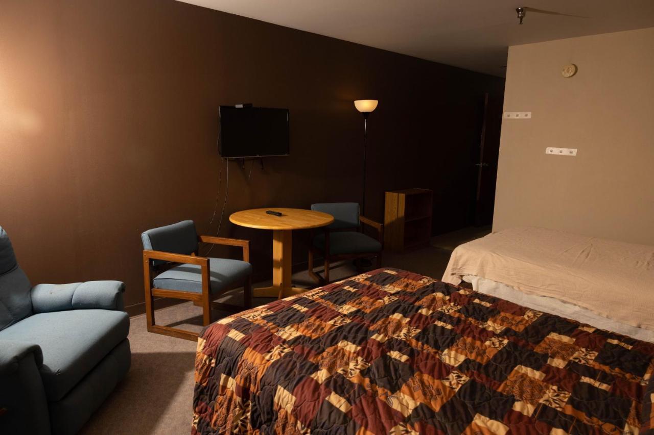 Lafayette Inn Moundsville Extérieur photo